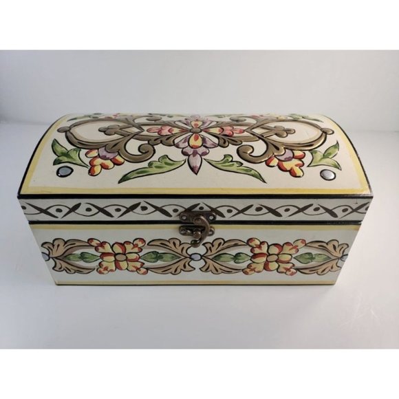 Ivory Hand Painted Wooden Box 3D Floral Design - Picture 2 of 5
